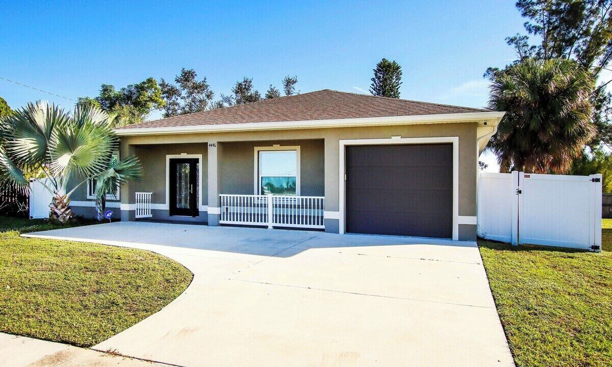 Photo of Outdoor in North Port