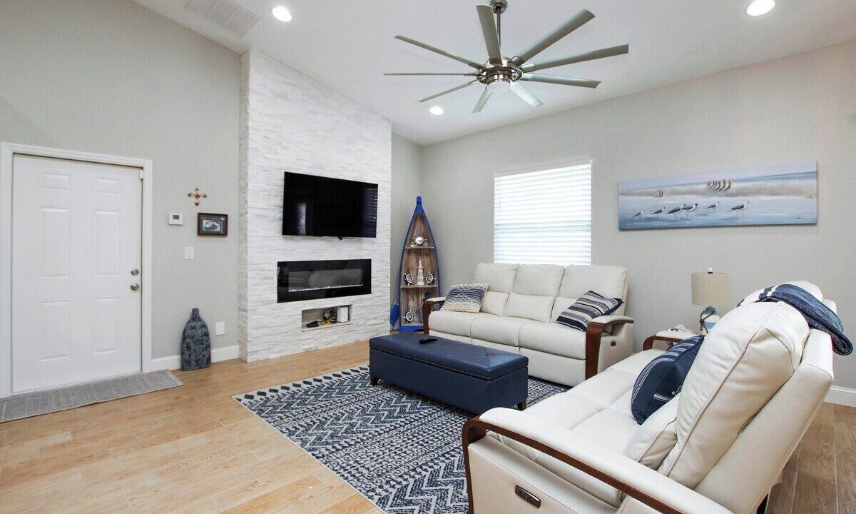 Photo of Livingroom in North Port