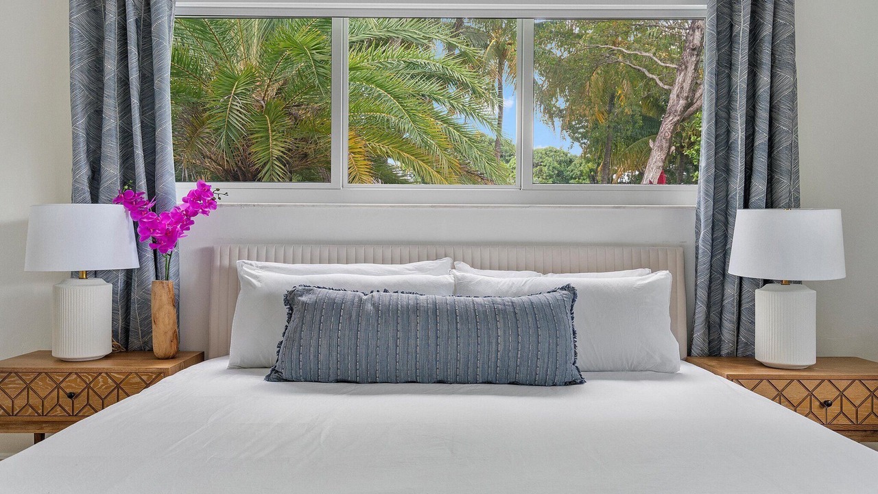 Photo of Bedroom in Northeast Coconut Grove