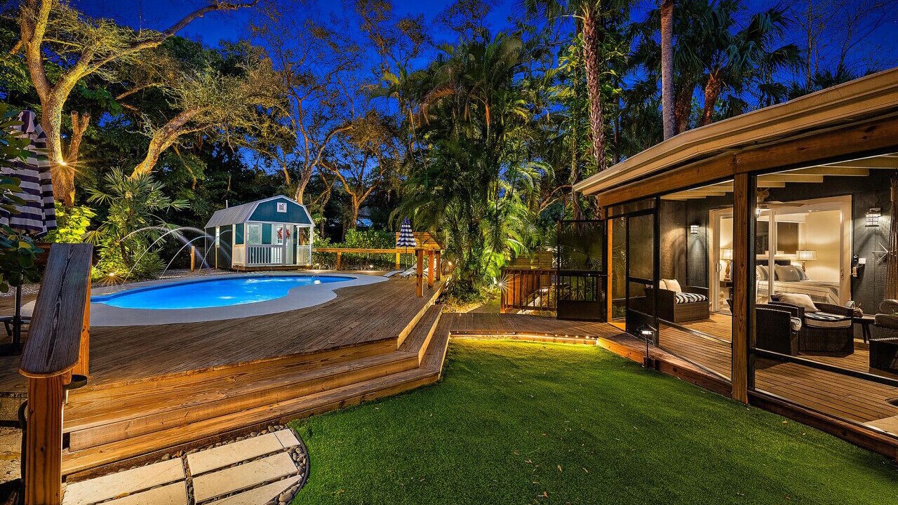 Photo of Outdoor in Jupiter Farms