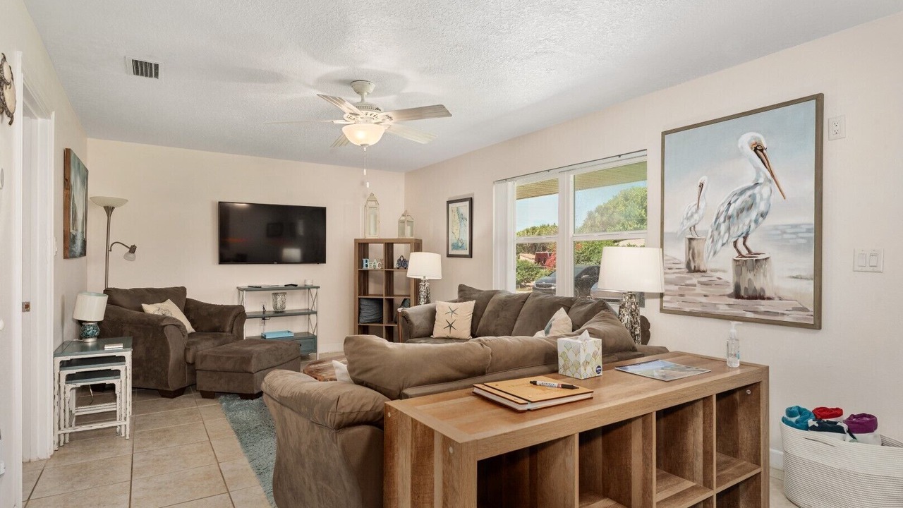 Photo of Livingroom in Melbourne Beach
