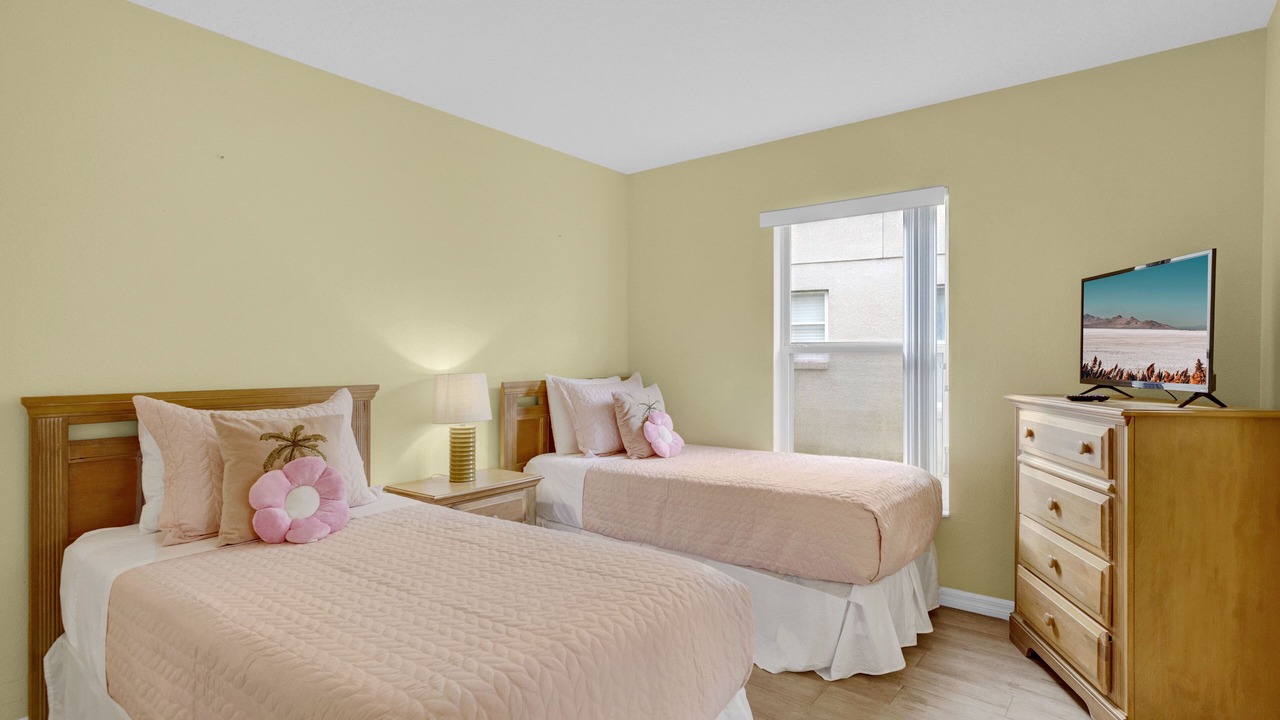 Photo of Bedroom in Woodridge
