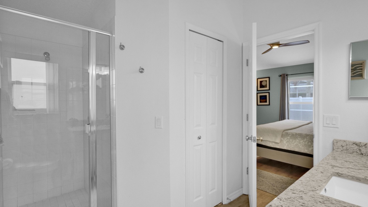 Photo of Bedroom in Woodridge
