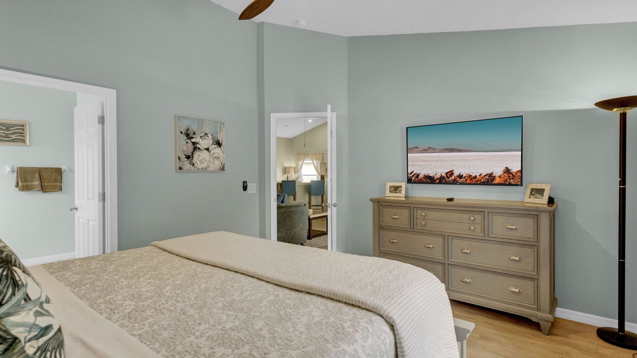 Photo of Bedroom in Woodridge