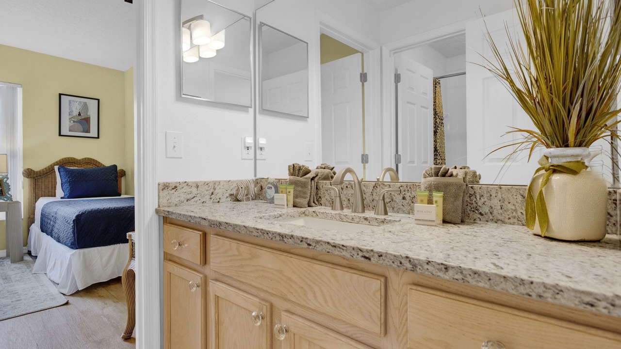 Photo of Bathroom in Woodridge