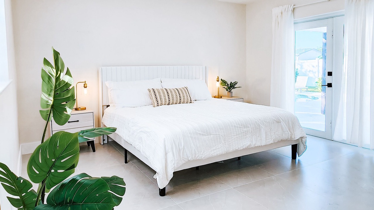 Photo of Bedroom in Dania Beach