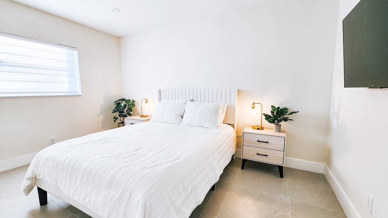 Photo of Bedroom in Dania Beach