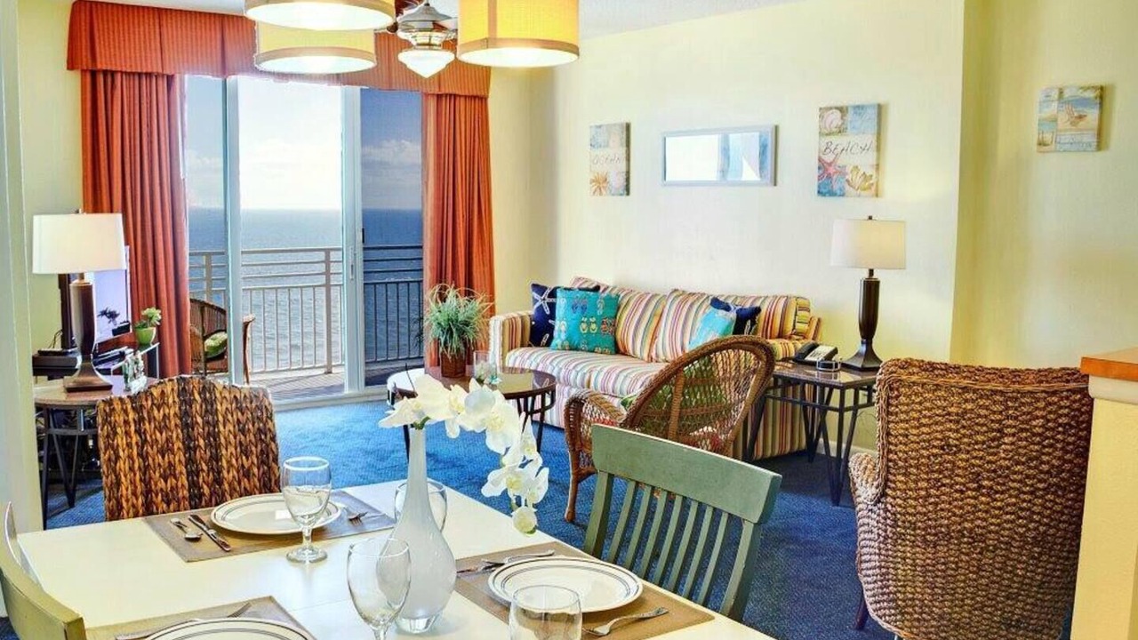 Photo of Livingroom in Seabreeze Historic District