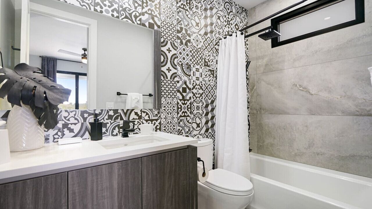 Photo of Bathroom in Painters Hill