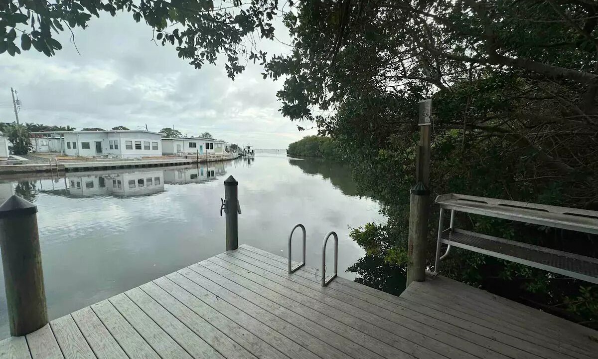 Photo of Outdoor in Bayshore Gardens