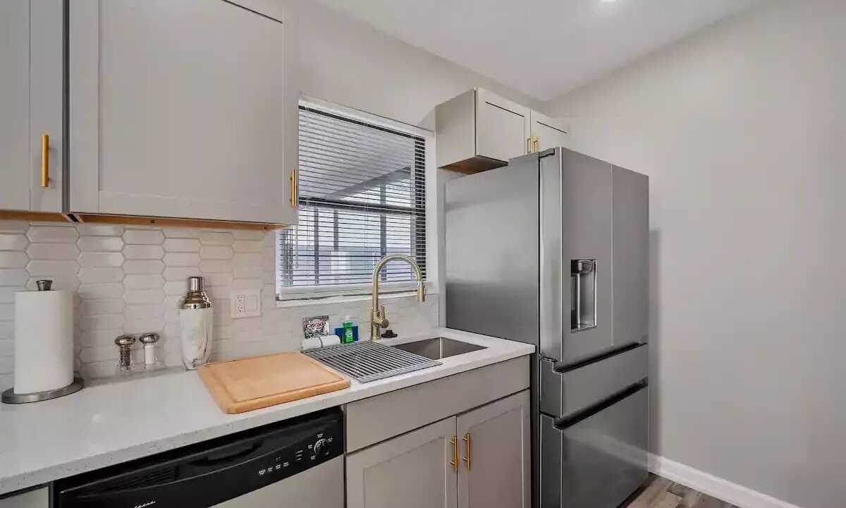 Photo of Kitchen in Bayshore Gardens