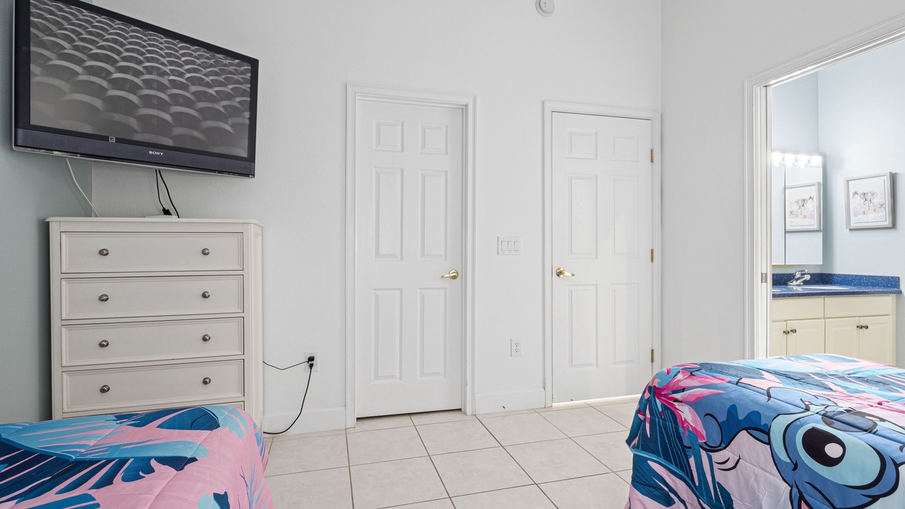 Photo of Bedroom in Ridgewood Lakes