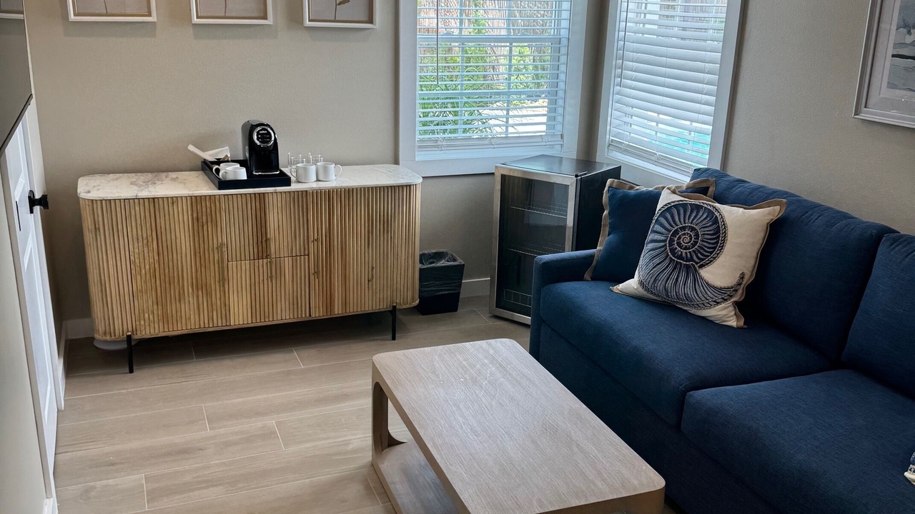 Photo of Livingroom in Holmes Beach