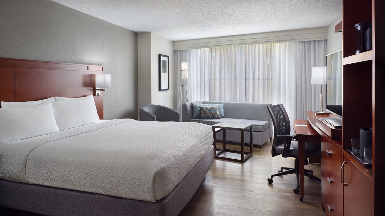 Photo of Bedroom in Downtown Decatur