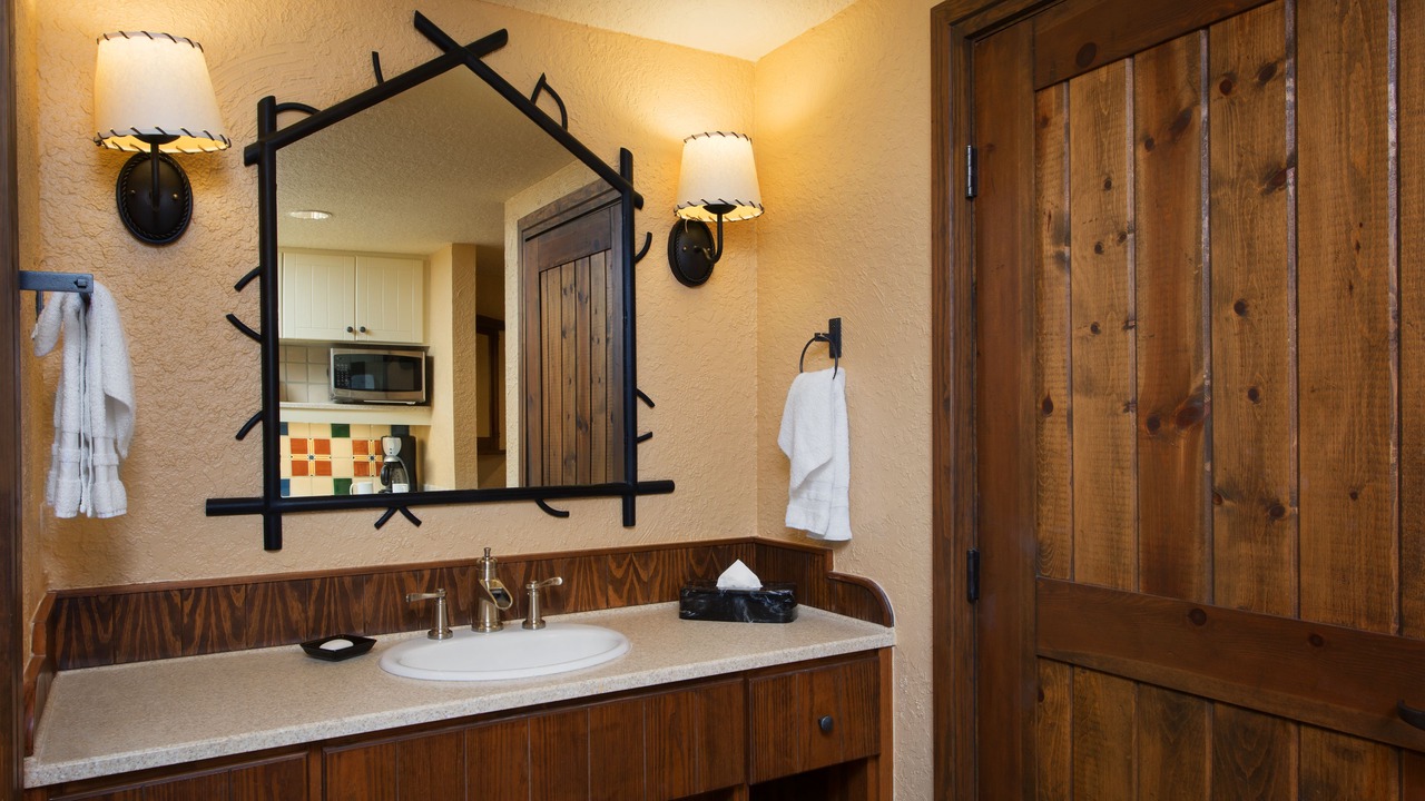 Photo of Bathroom in Bay Lake