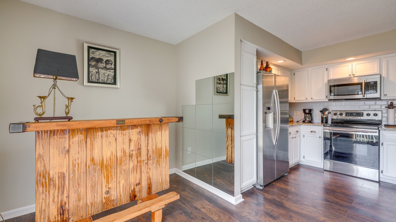 Photo of Kitchen in Dolphin's Cove