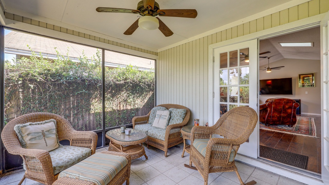Photo of Outdoor in Dolphin's Cove