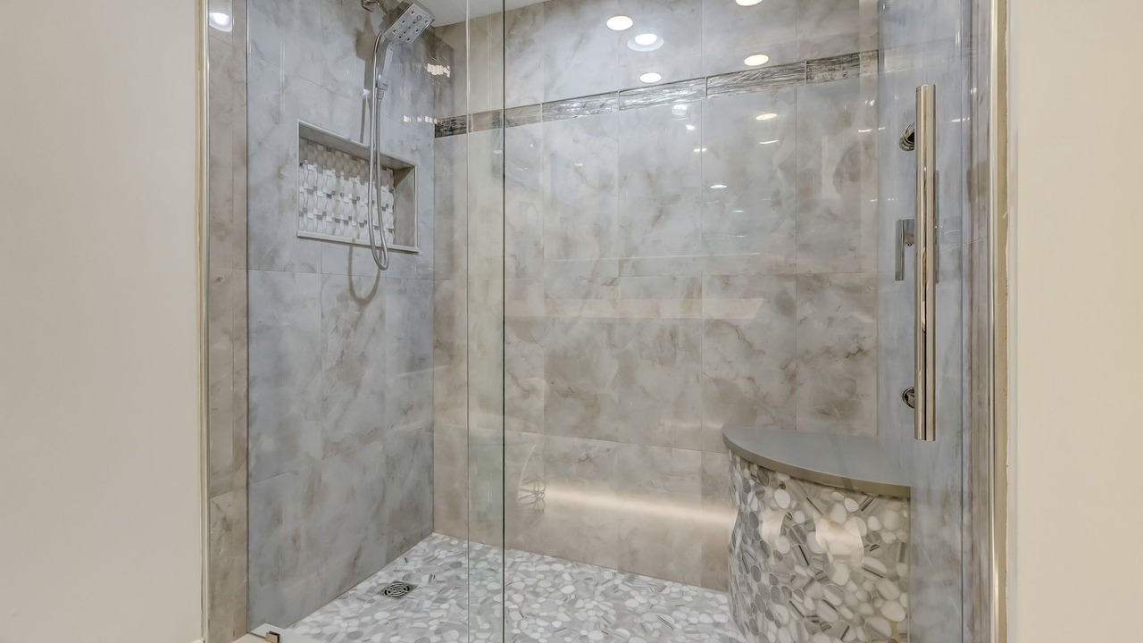 Photo of Bathroom in Amelia City