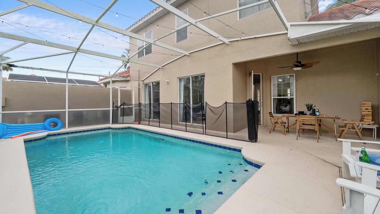 Photo of Outdoor in Lake Davenport Estates