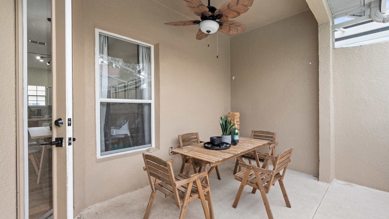 Photo of Outdoor in Lake Davenport Estates