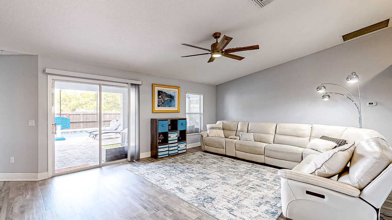 Photo of Livingroom in Summerfield