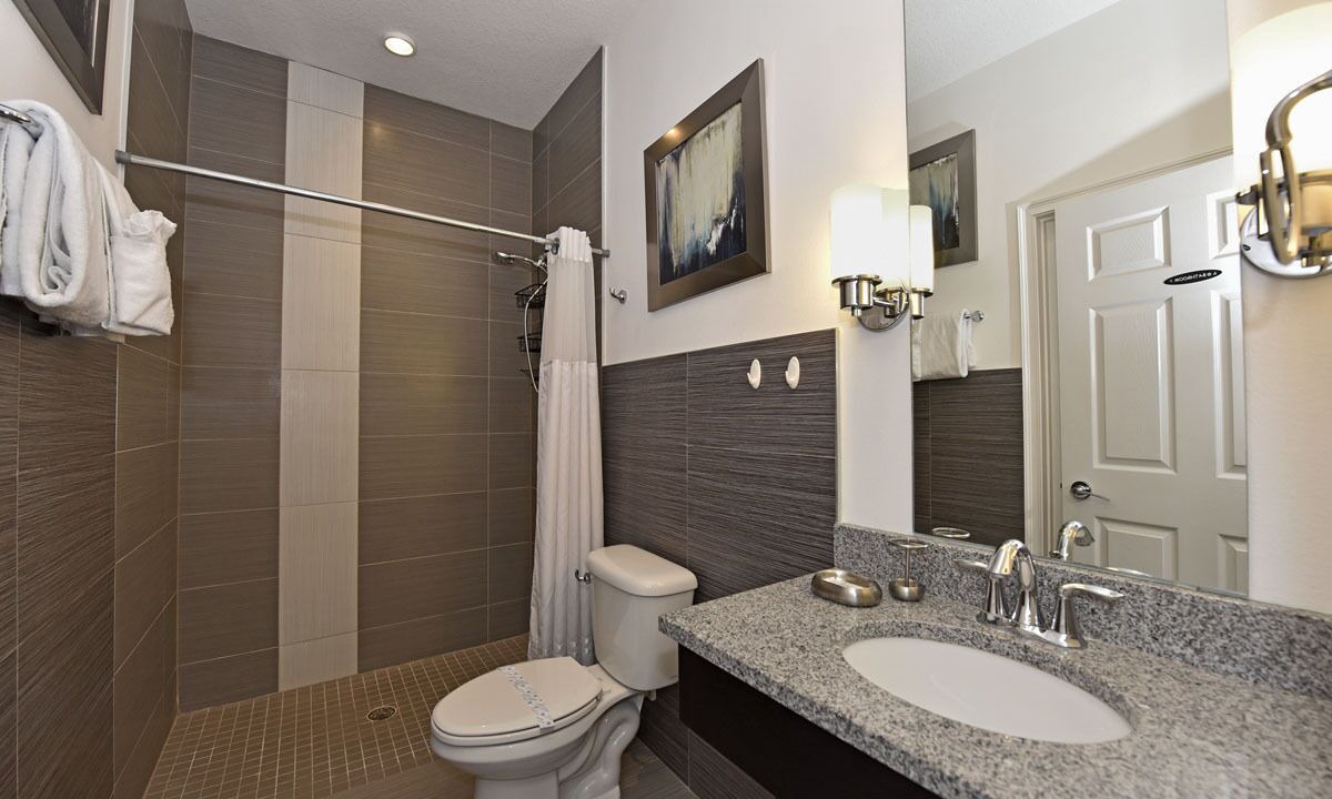 Photo of Bathroom in Four Corners