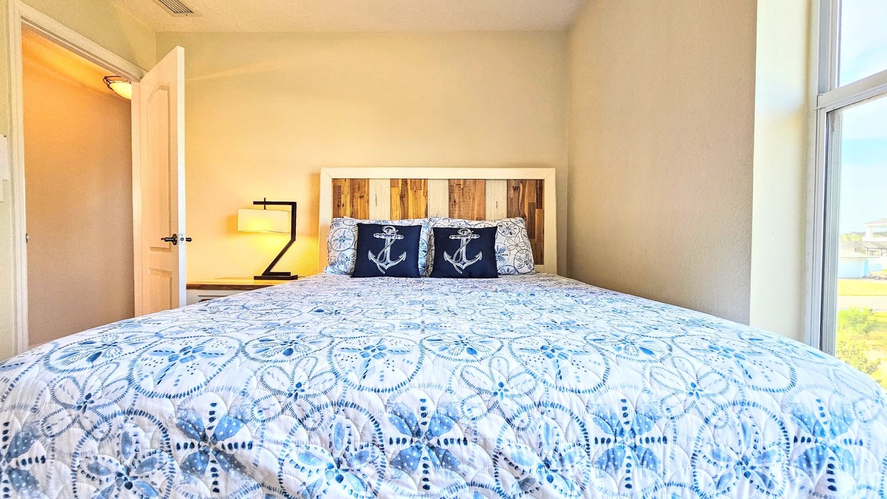 Photo of Bedroom in Marineland Acres