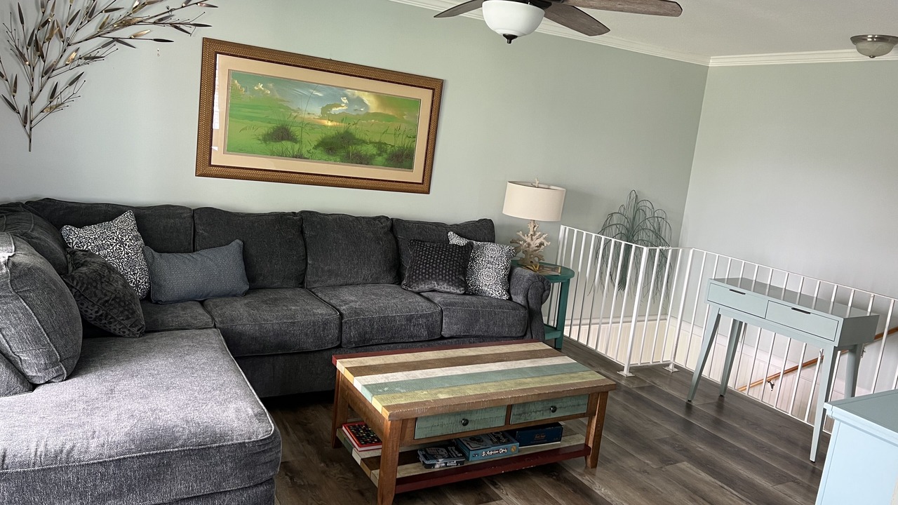 Photo of Livingroom in Surfcrest Village