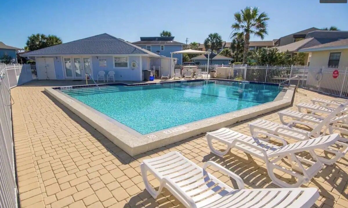 Photo of Outdoor in Surfcrest Village