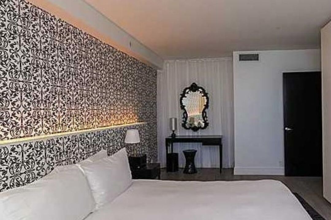 Photo of Bedroom in West Avenue