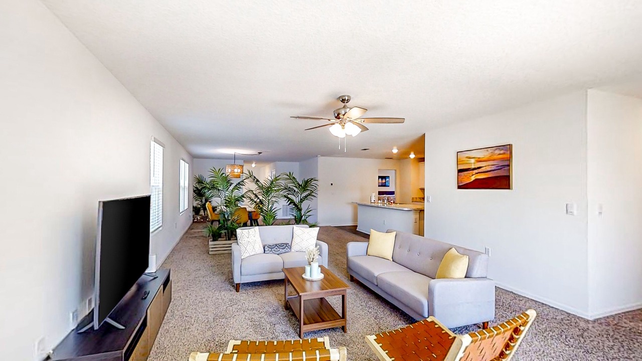 Photo of Livingroom in Northside