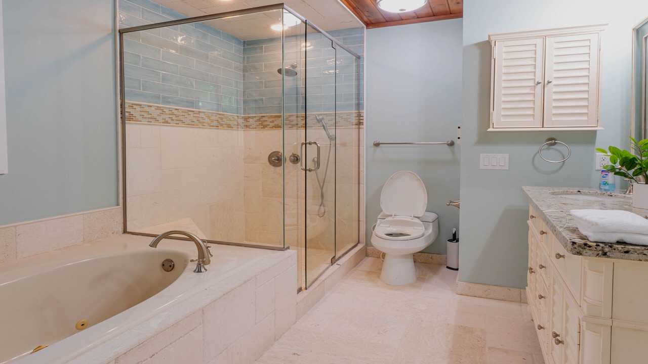 Photo of Bathroom in Port Saint Lucie