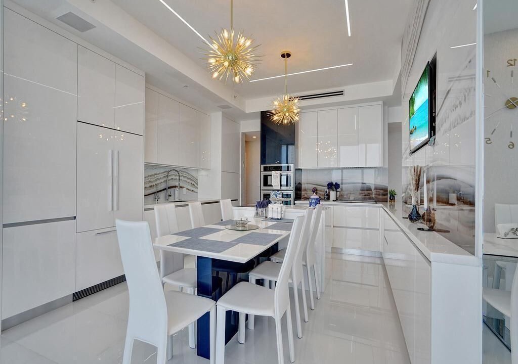 Photo of Others in Sunny Isles Beach