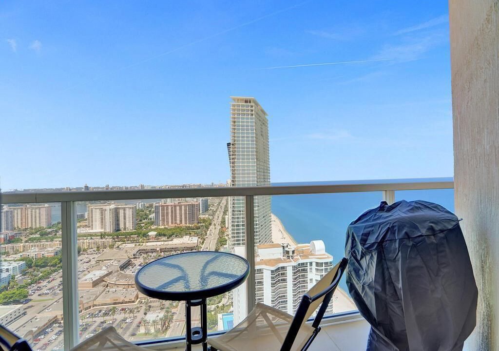 Photo of Outdoor in Sunny Isles Beach