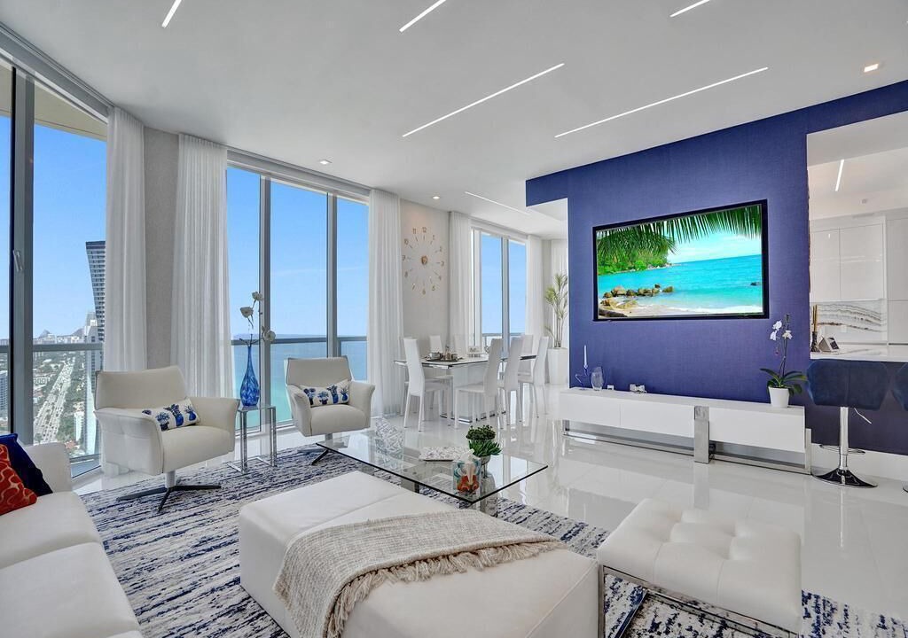 Photo of Livingroom in Sunny Isles Beach