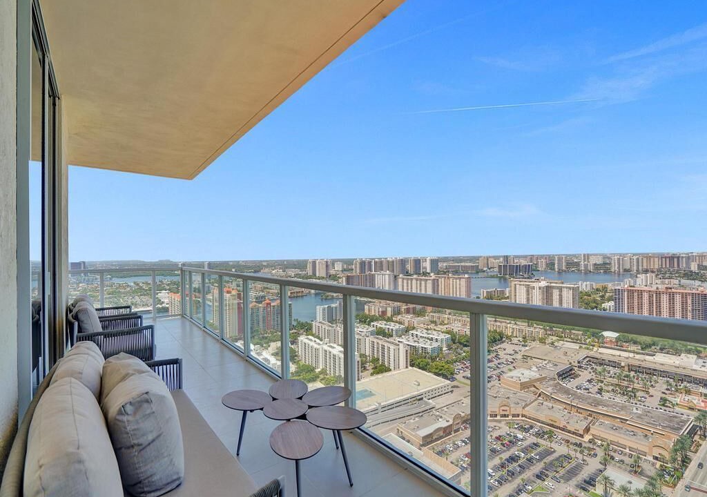 Photo of Outdoor in Sunny Isles Beach