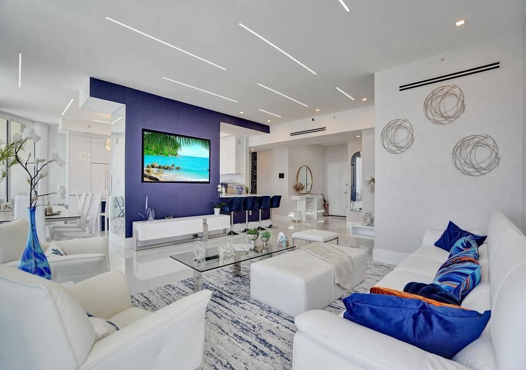 Photo of Livingroom in Sunny Isles Beach