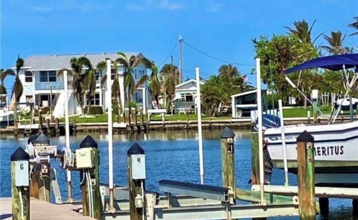 Photo of Others in Bokeelia