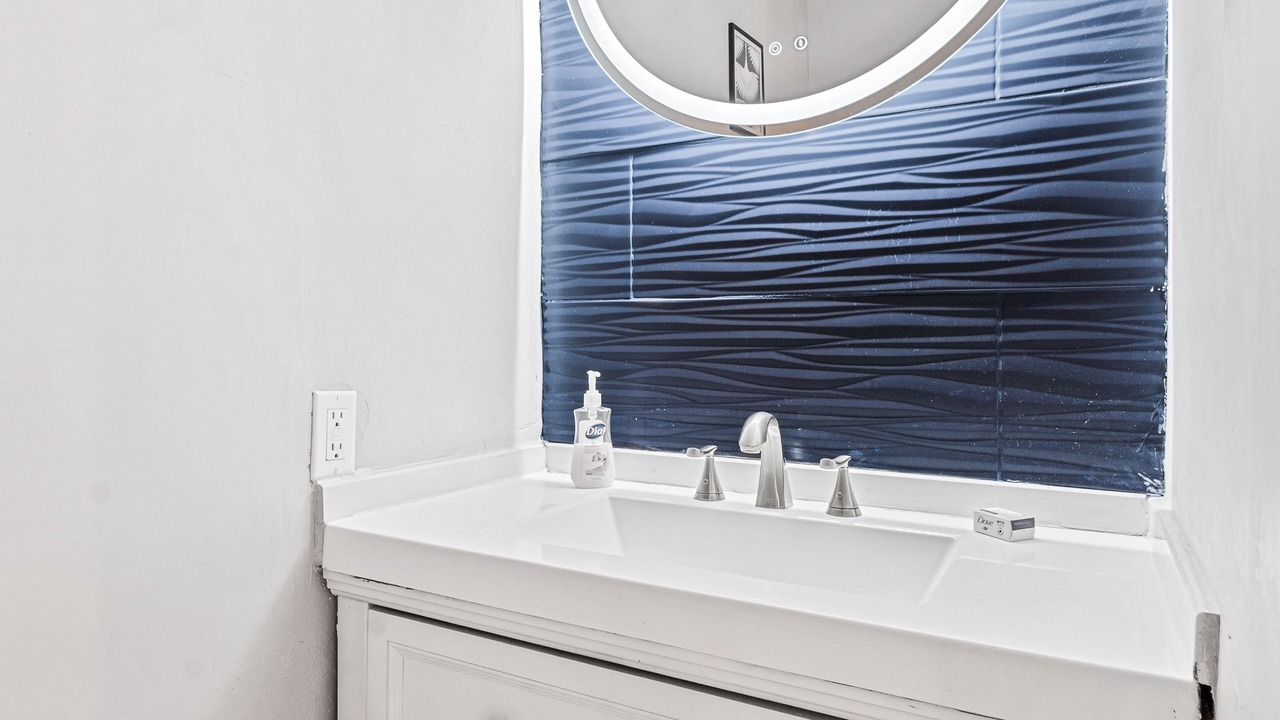 Photo of Bathroom in Temple Crest