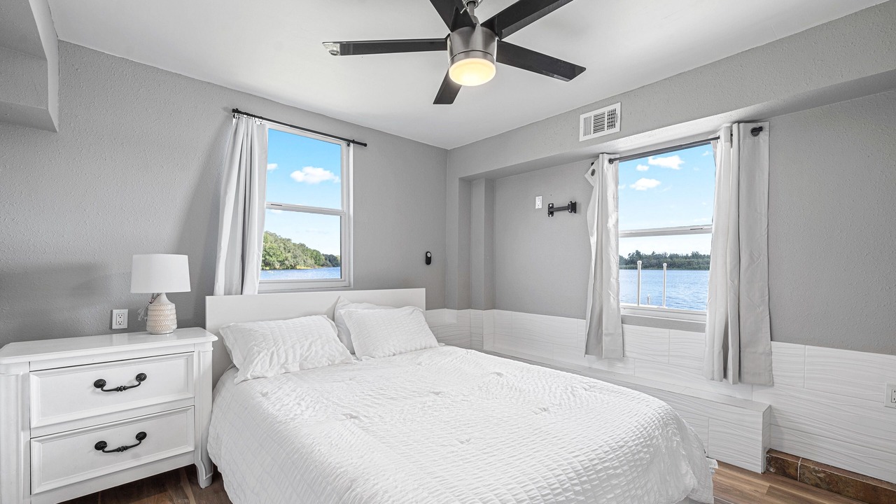 Photo of Bedroom in Temple Crest
