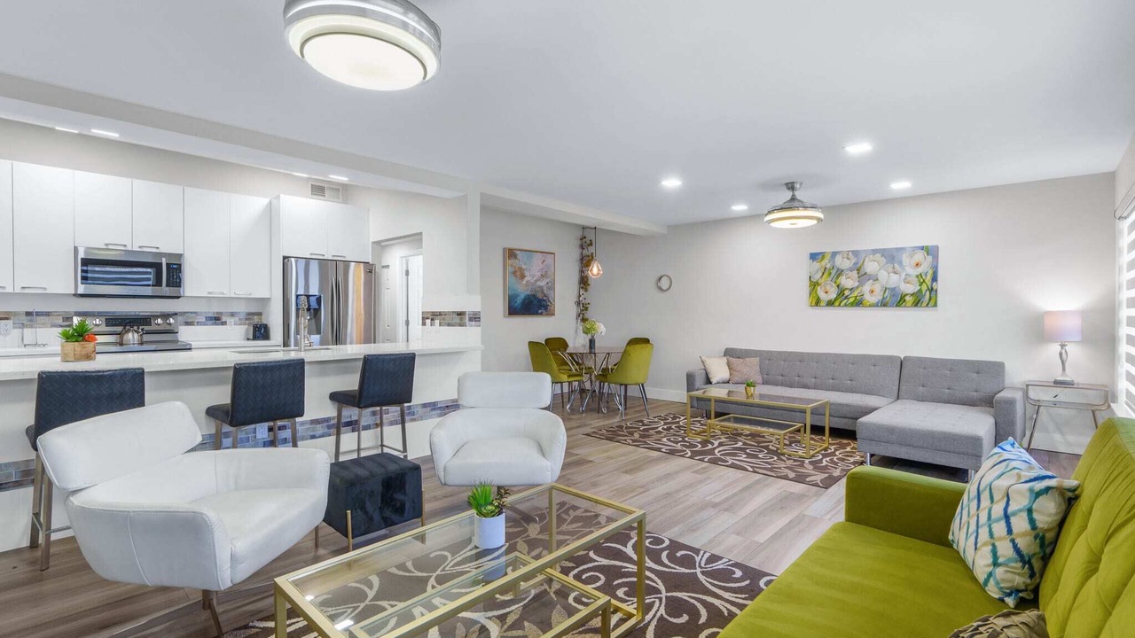 Photo of Livingroom in Coral Ridge