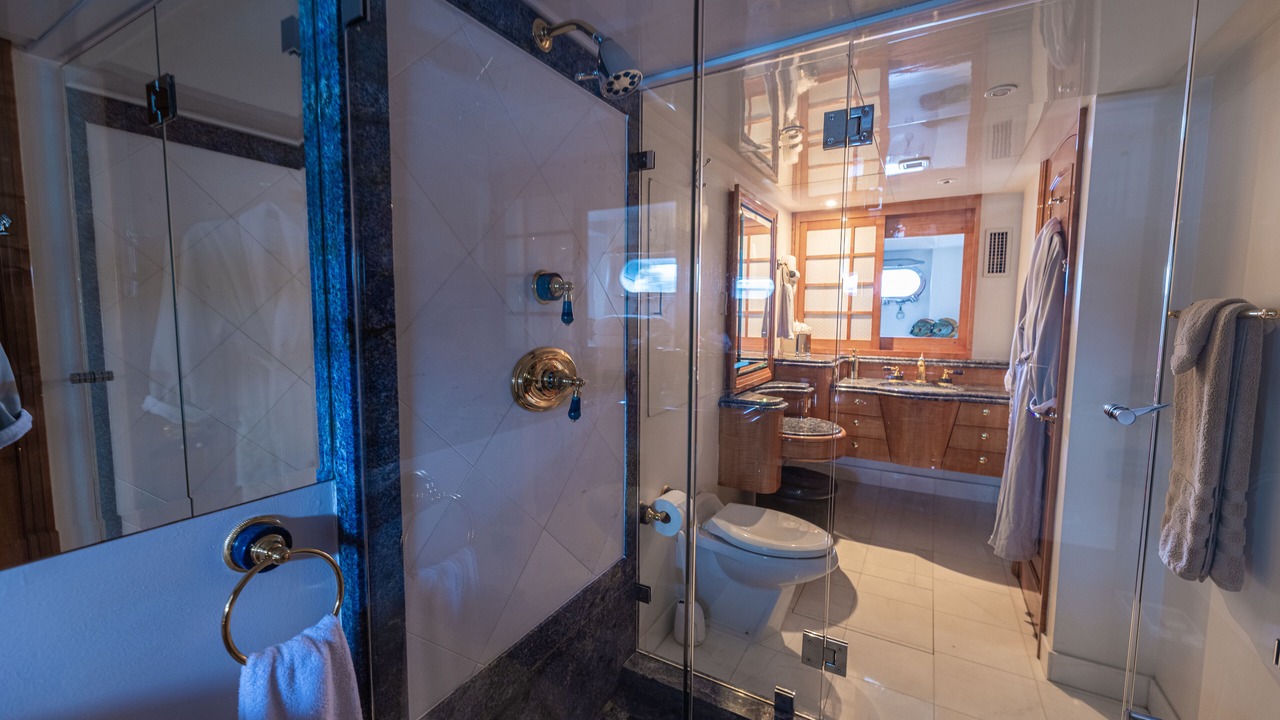 Photo of Bathroom in Ludlam