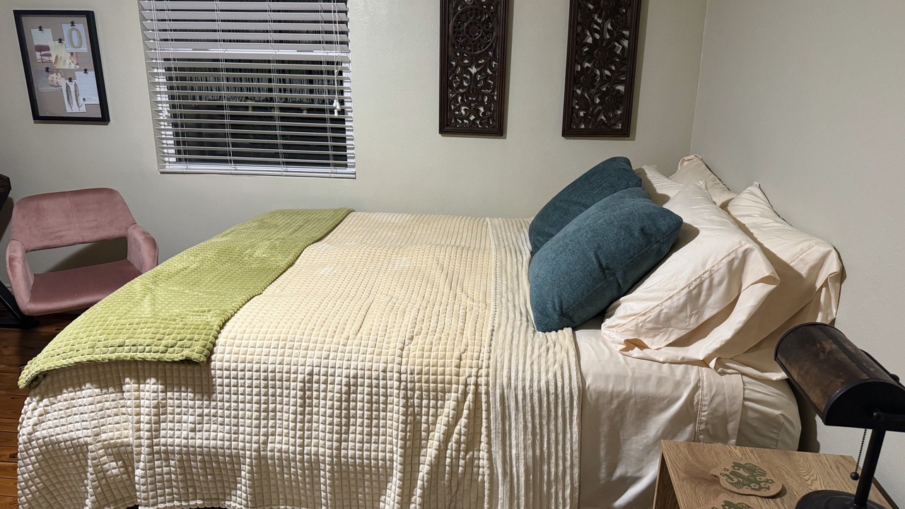 Photo of Bedroom in Baldwin Park