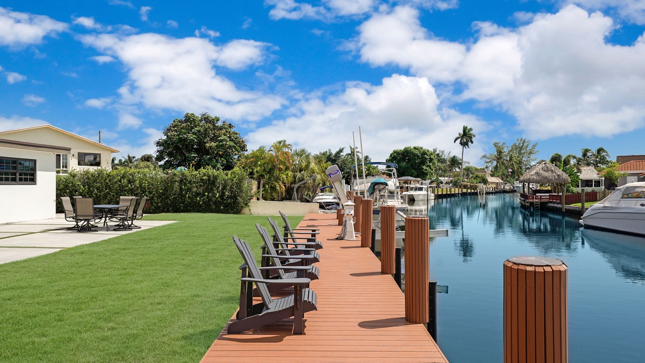 Photo of Outdoor in Melaleuca Gardens