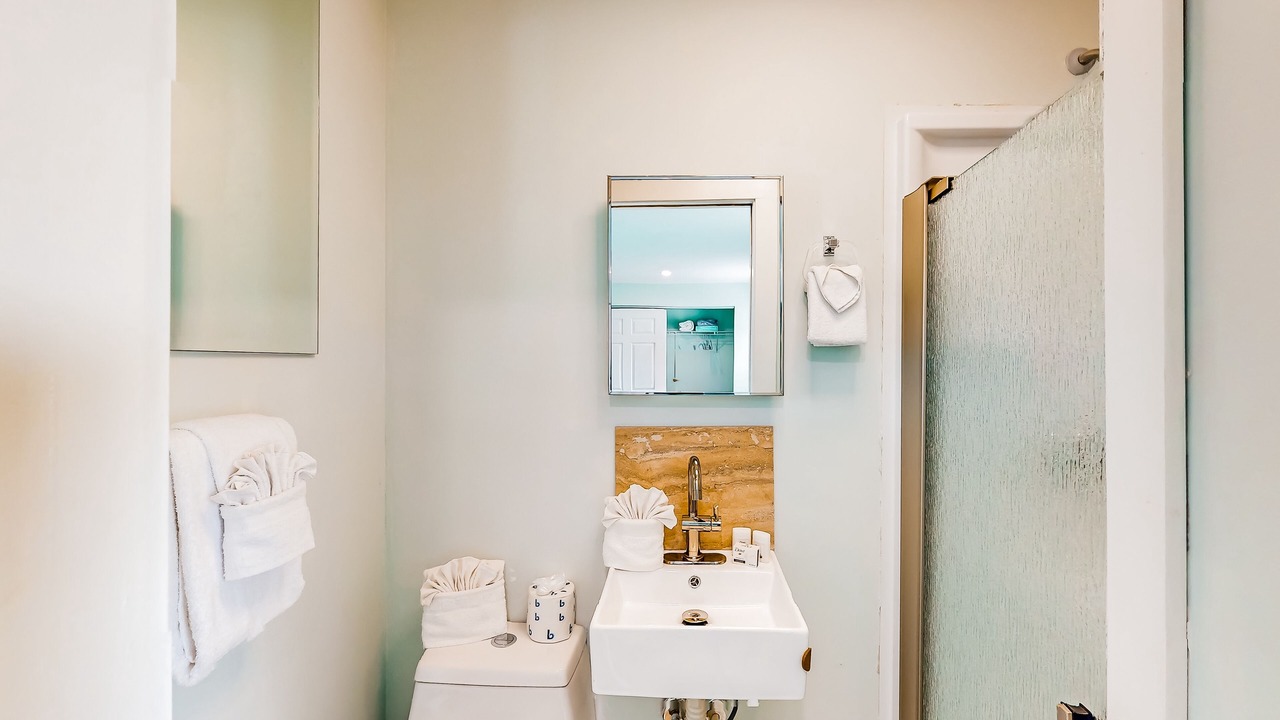 Photo of Bathroom in Sandalwood