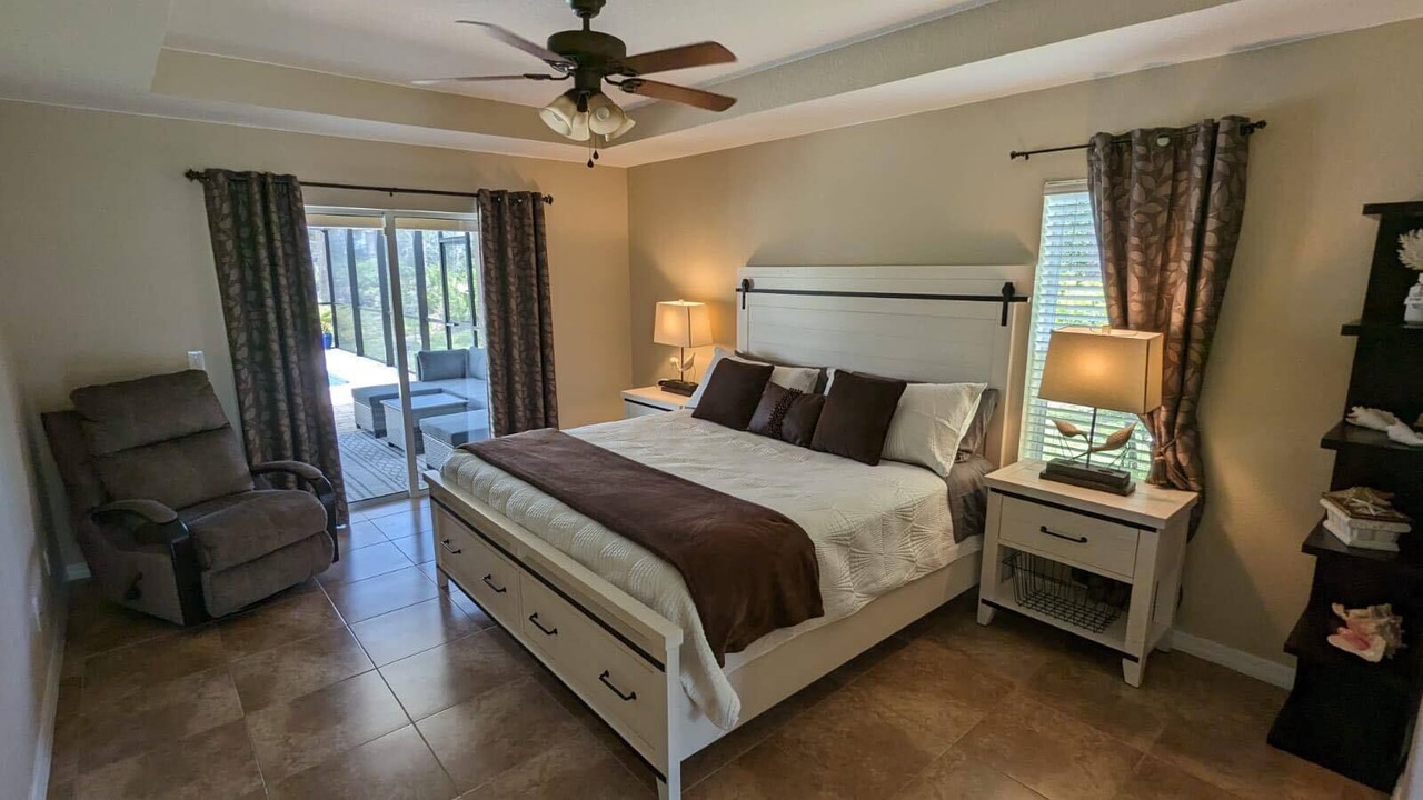 Photo of Bedroom in Englewood East