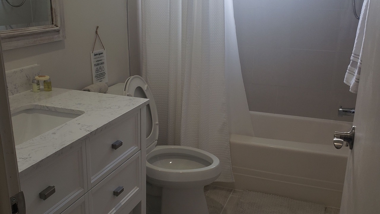 Photo of Bathroom in Alva