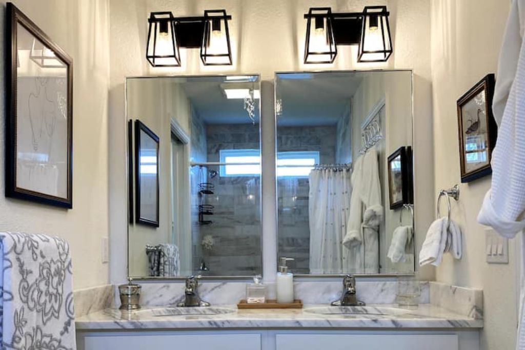 Photo of Bathroom in Umatilla