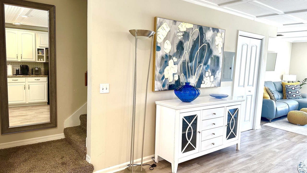 Photo of Livingroom in Apollo Beach