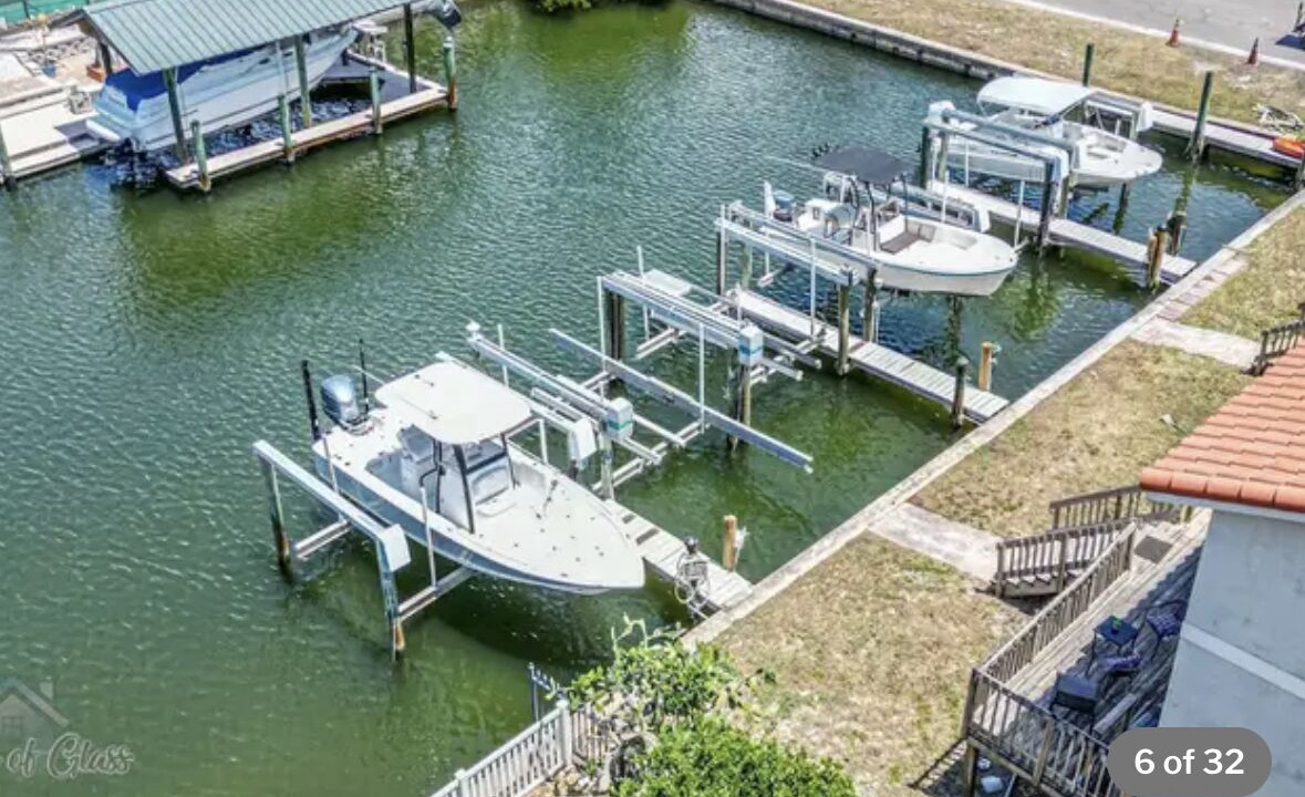Photo of Others in Apollo Beach